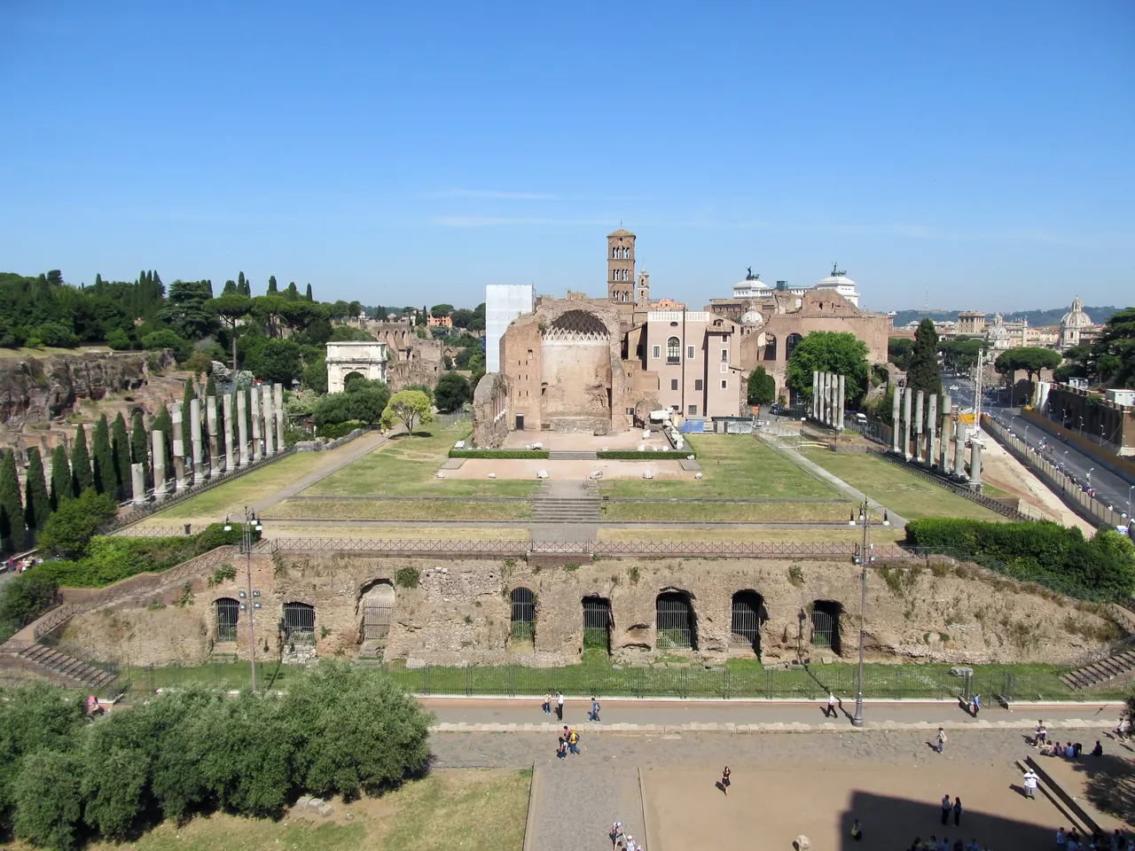 The Temple of Venus and Roma from above: the great platform, the remains of the colonnades and the bell tower of Santa Francesca Romana.